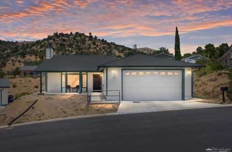 21276 White Pine Drive, Tehachapi, CA 93561