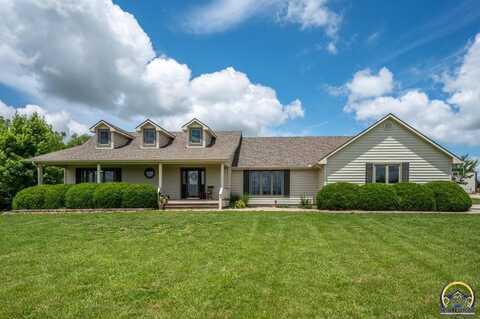 1707 W 6th St, Lyndon, KS 66451