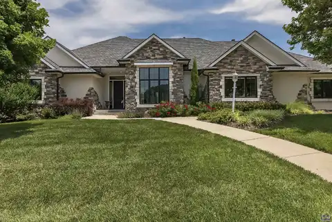 3742 SW Clarion Park DR, Topeka, KS 66610