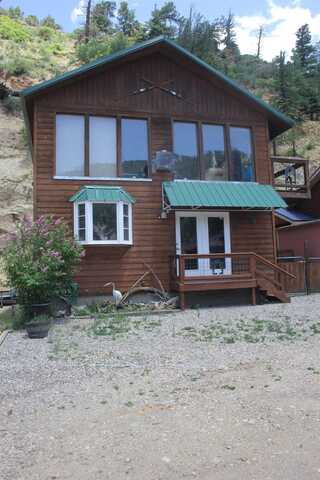 206 High Street E, Red River, NM 87558