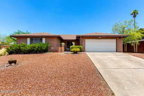 1717 S Burning Tree Avenue, Tucson, AZ 85710