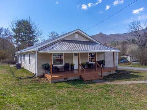 389 Hospital Rd, Sylva, NC 28779