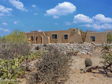 6401 N Camino Padre Isidoro, Tucson, AZ 85718