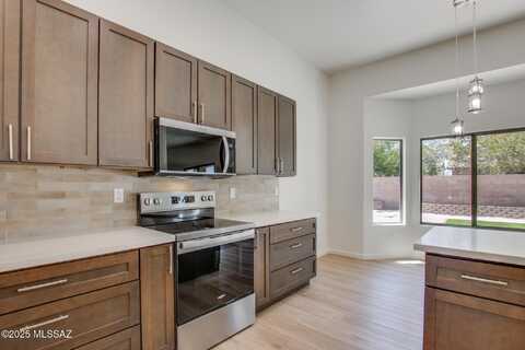 11075 W Aplomado Drive, Marana, AZ 85653