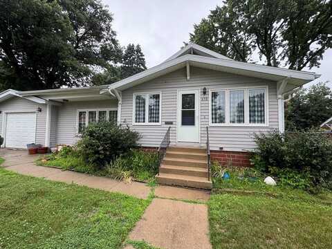 438 10th Ave North, Fort Dodge, IA 50501
