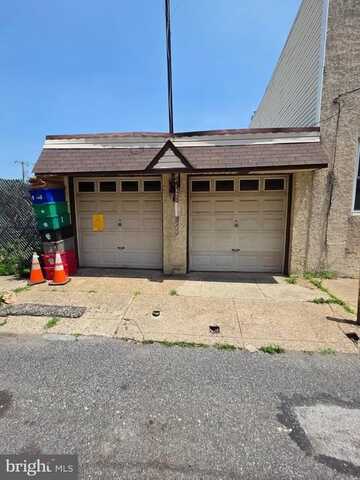 2561 E AUBURN STREET, PHILADELPHIA, PA 19134