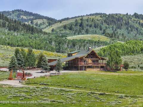 1802 DUSTY Trail, Auburn, WY 83111