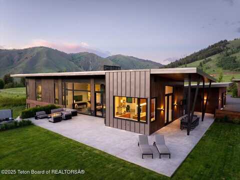 13175 S RIVER BEND Road, Jackson, WY 83001