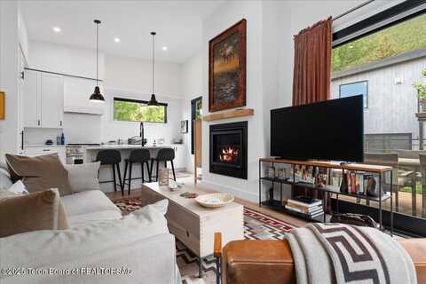 310 ASPEN Drive, Jackson, WY 83001