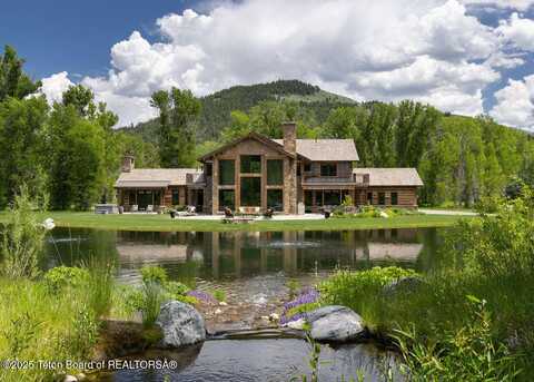 2900 W YELLOWBELL Circle, Wilson, WY 83014