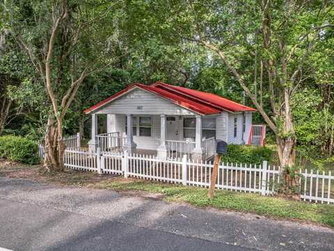 1487 Bainbridge Highway, Quincy, FL 32352