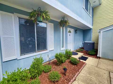 2840 Blair Stone Court, Tallahassee, FL 32301