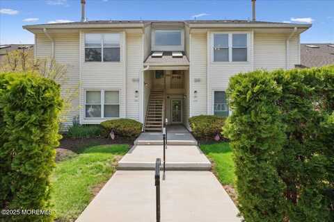 126 Sunnymede Street, Englishtown, NJ 07726