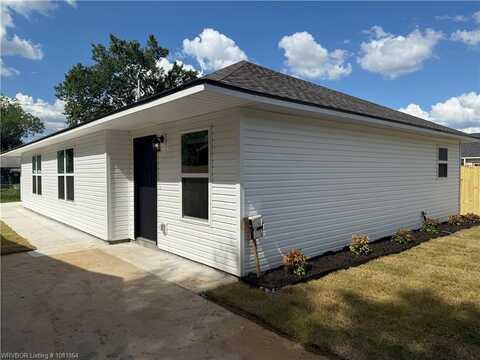 4223 High ST, Fort Smith, AR 72904