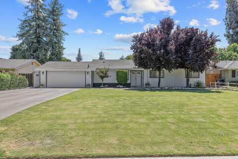 2240 S Dollner Street, Visalia, CA 93277
