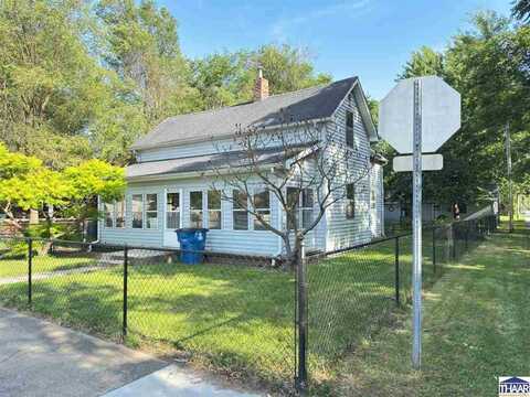 4 E Johnson Avenue, West Terre Haute, IN 47885