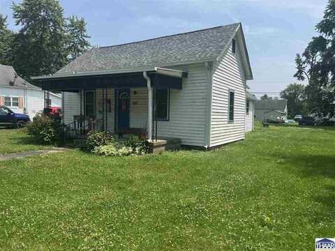 404 E CYRUS ST, FARMERSBURG, IN 47850