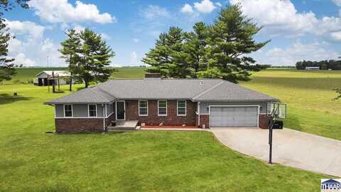 11090 N Libertyville Place, West Terre Haute, IN 47885