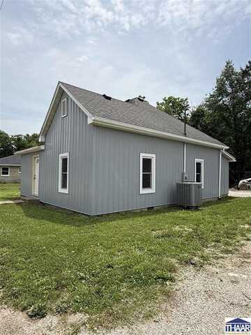 7848 E State Street, Dugger, IN 47848