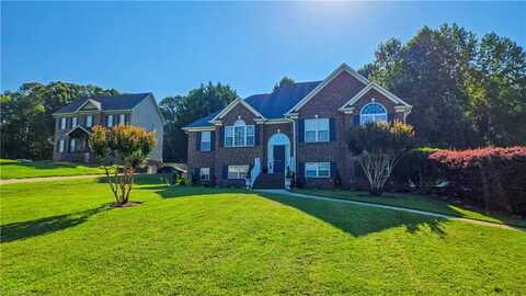 5333 Graycliff Lane, Clemmons, NC 27012