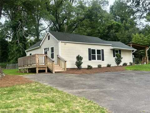 1108 Willow Street, Eden, NC 27288