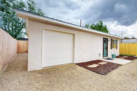 1259 8TH Street NW, Albuquerque, NM 87102