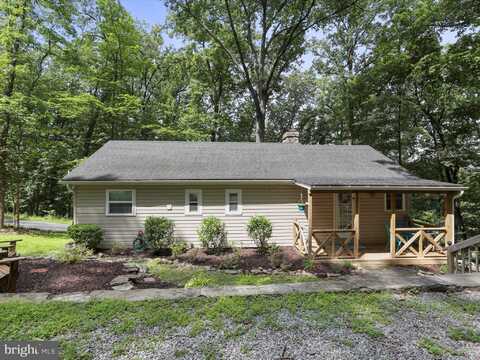 832 SHENANDOAH RIVER DRIVE, HARPERS FERRY, WV 25425