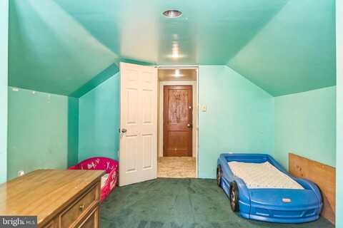 1714 S MAIN STREET, BECHTELSVILLE, PA 19505
