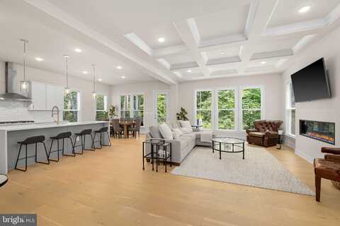 4615 WOOD GLEN ROAD, FAIRFAX, VA 22032