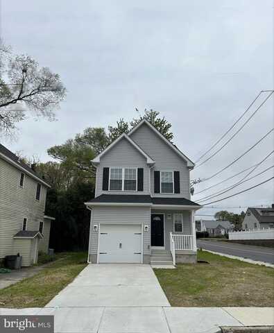 300 SAUNDERS AVENUE, BELLMAWR, NJ 08031