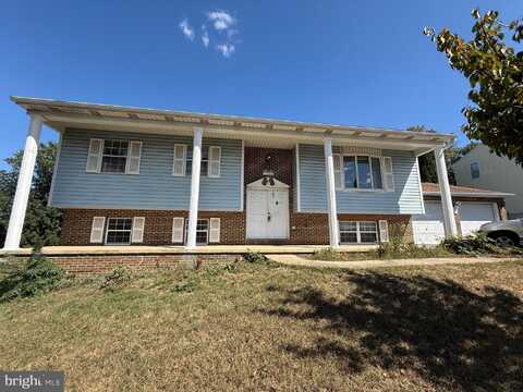1360 BREEZEVIEW DRIVE, YORK, PA 17404