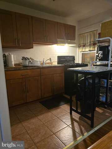 306 E QUEEN LANE, PHILADELPHIA, PA 19144