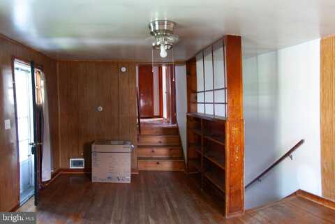 209 FULTON STREET, HANCOCK, MD 21750