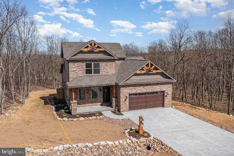 107 S HONEYSUCKLE DRIVE, HAZLE TOWNSHIP, PA 18202