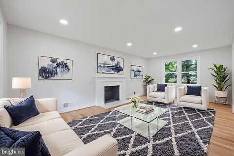 6712 HUNTSMAN BOULEVARD, SPRINGFIELD, VA 22152