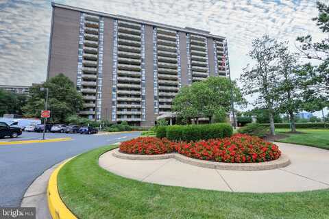1800 OLD MEADOW ROAD, MCLEAN, VA 22102