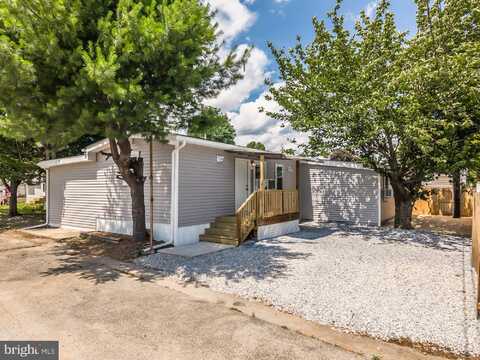 8 SHERMAN DRIVE, CLAYMONT, DE 19703