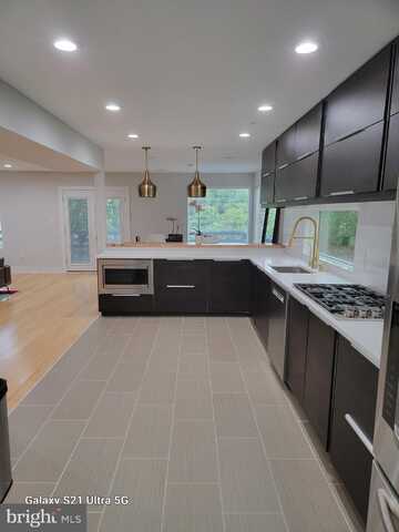 2432 S CULPEPER STREET, ARLINGTON, VA 22206