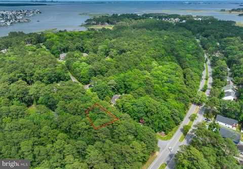 201 CHARLESTON ROAD, OCEAN PINES, MD 21811