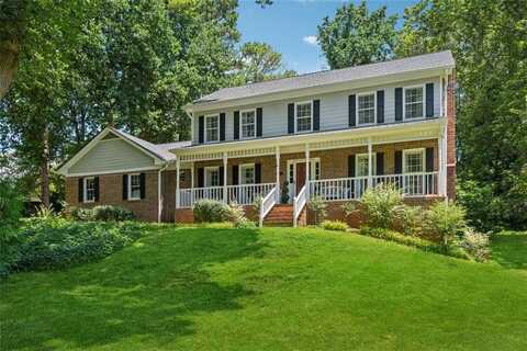 3835 THORNHILL Drive SW, Lilburn, GA 30047