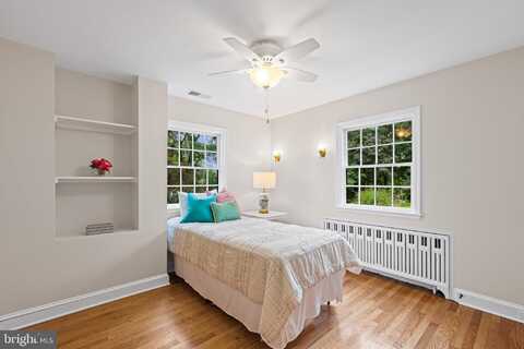 7819 OVERBROOK, RUXTON, MD 21204