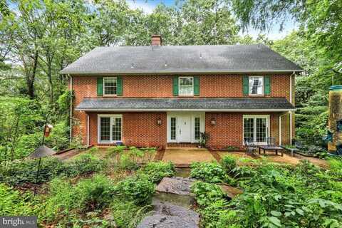 154 DEER HILL ROAD, READING, PA 19607