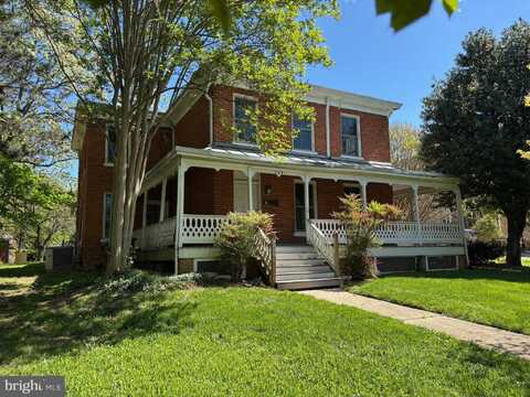 209 E BROAD STREET, FALLS CHURCH, VA 22046