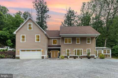 3789 SPRING ROAD, CARLISLE, PA 17013