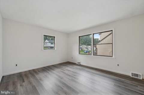 329 FRANCIS DRIVE, HAVERTOWN, PA 19083