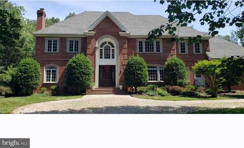 8902 CHEQUERS WAY, MCLEAN, VA 22102