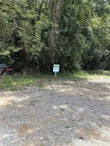 3896 Log Cabin Drive Drive, Macon, GA 31204