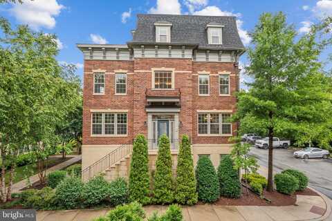 612 OVERLOOK PARK, OXON HILL, MD 20745