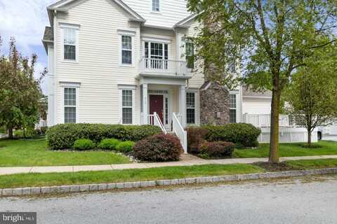 910 HARSDALE WAY, CHESTER SPRINGS, PA 19425