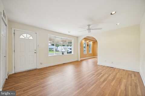 632 AUBURN ROAD, FAIRLESS HILLS, PA 19030